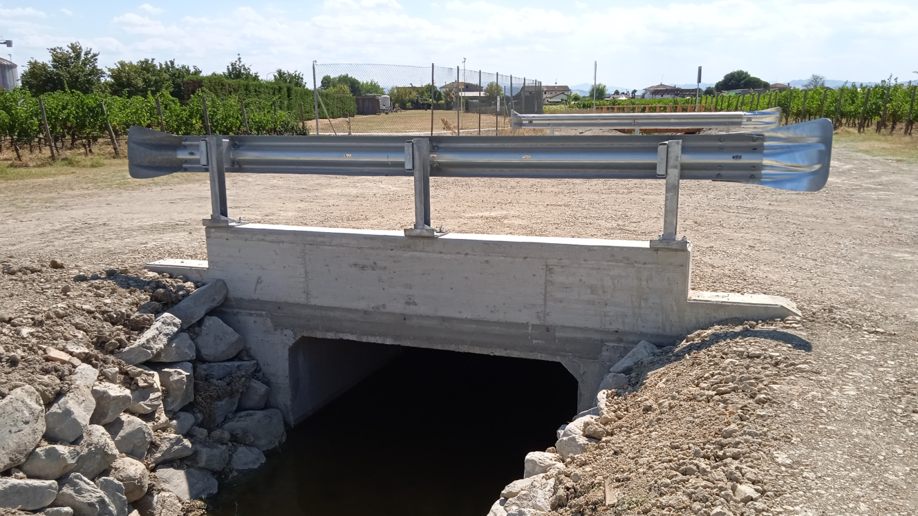 realizzazione-ponte-pedonale-cemento-caviro-forli